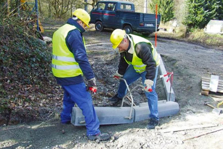Manual Kerb Lifter Hire - FAST delivery